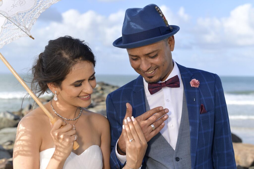 the wedding rings at Casuarina gardens Noosa beach