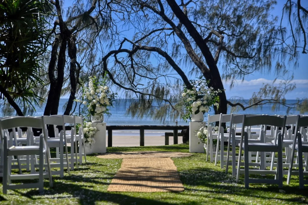 wedding plynths